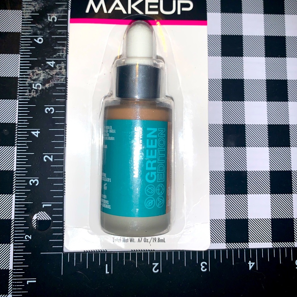 1ct - Maybelline Green Edition Superdrop Tinted Oil, Adjustable Coverage, 050